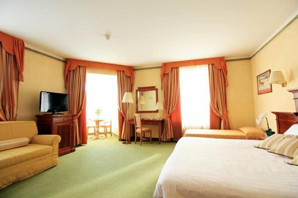 Hotel Reine Victoria St. Moritz Exterior photo