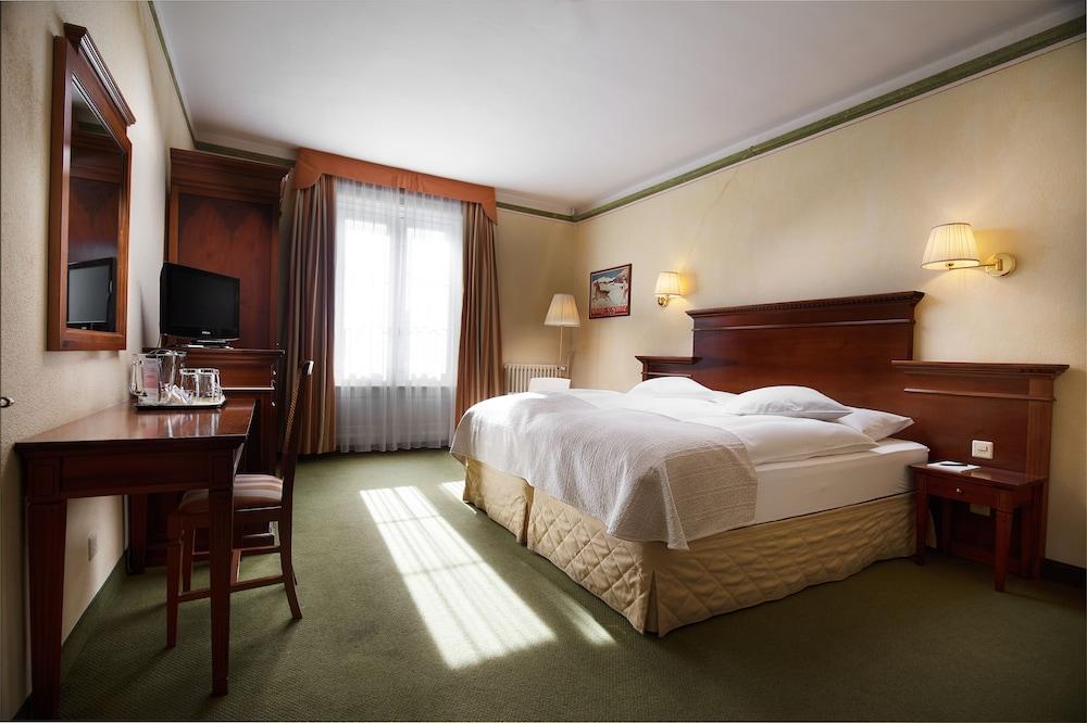 Hotel Reine Victoria St. Moritz Exterior photo